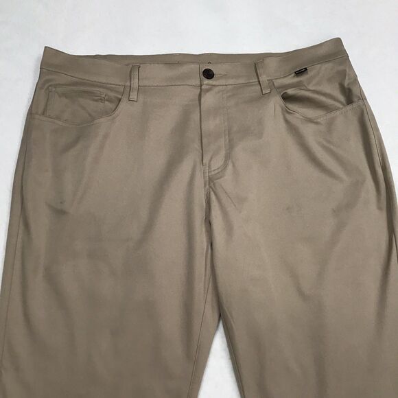 TRAVIS MATHEW Open To Close Golf Pant Men 38(40x32 fit) Tan Performance Stretch - Picture 3 of 16